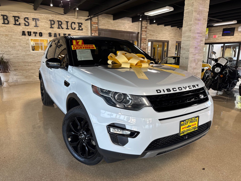 2017 Land Rover Discovery Sport Image 2