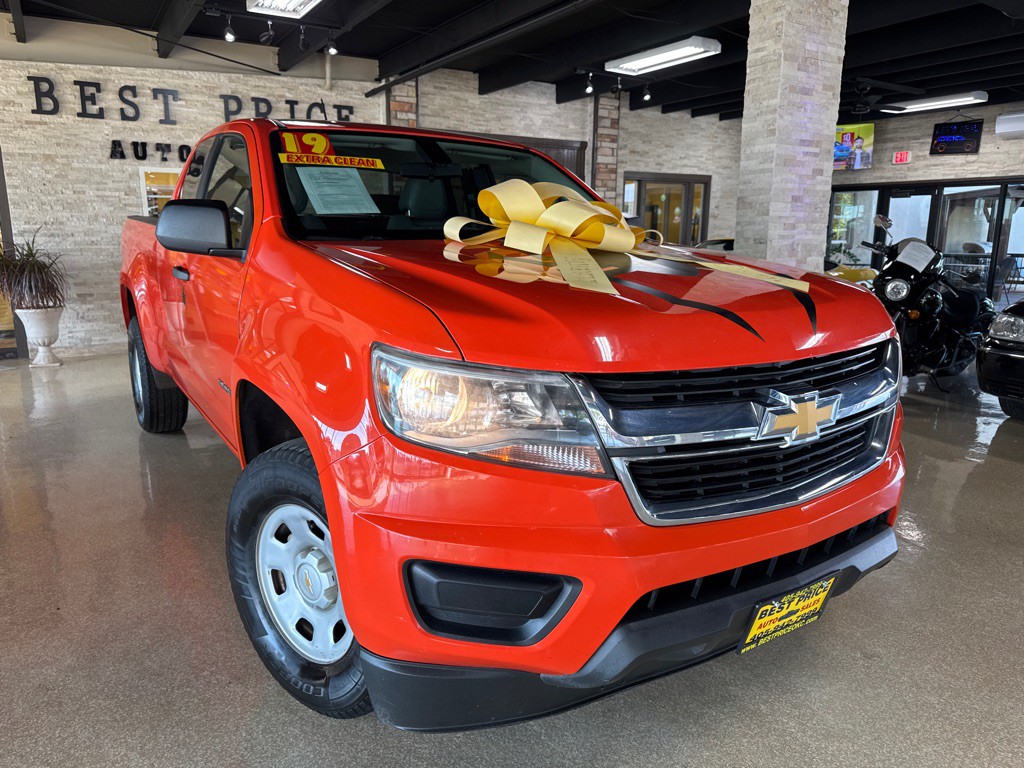 2019 Chevrolet Colorado Image 2