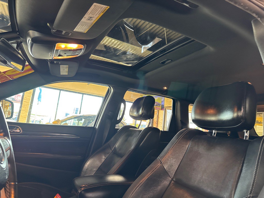 2016 Jeep Grand Cherokee Image 19