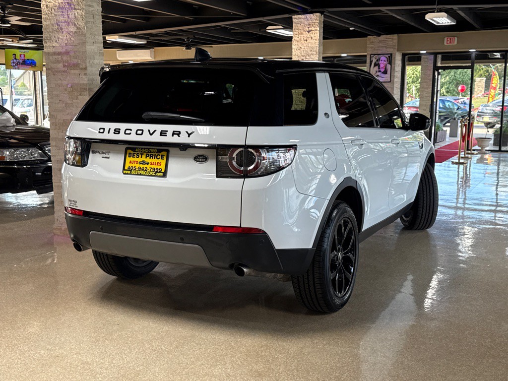 2019 Land Rover Discovery Sport Image 8