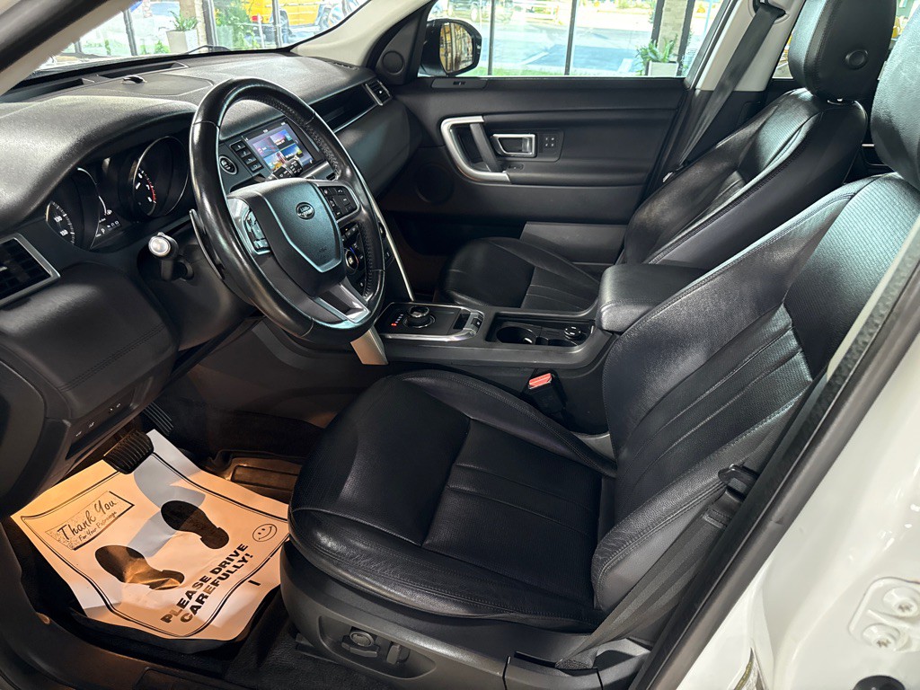 2019 Land Rover Discovery Sport Image 11