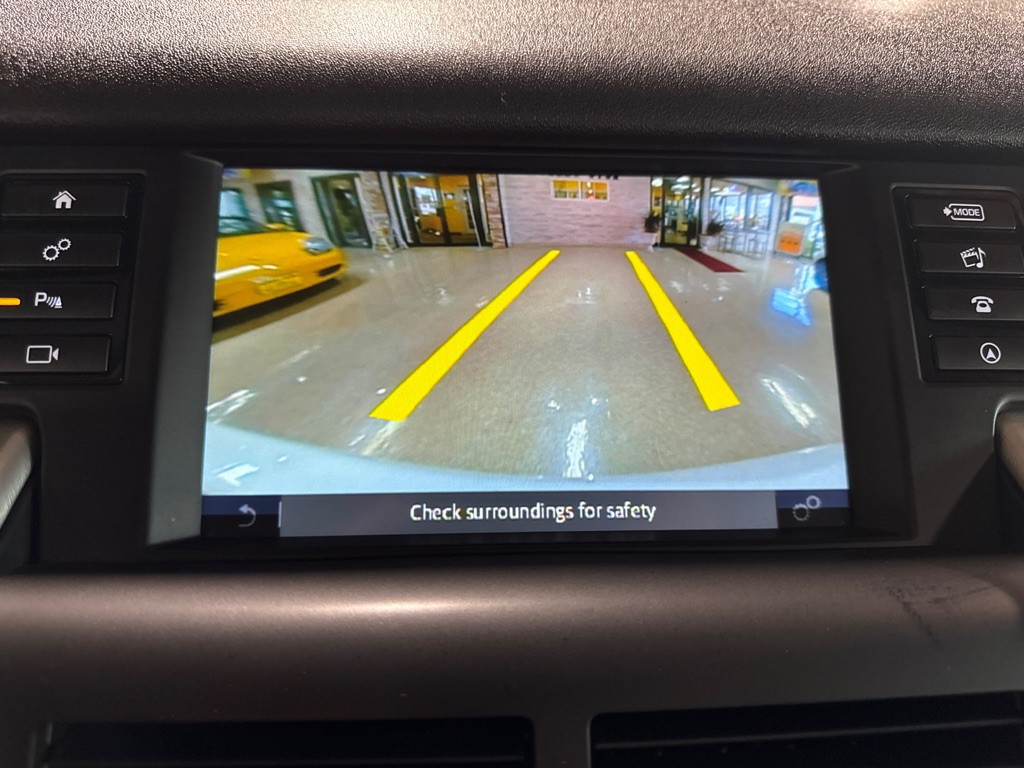 2019 Land Rover Discovery Sport Image 24