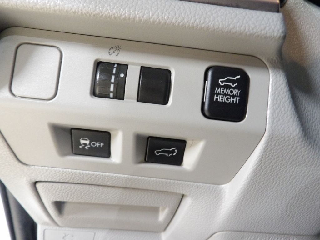 2014 Subaru Forester Image 14