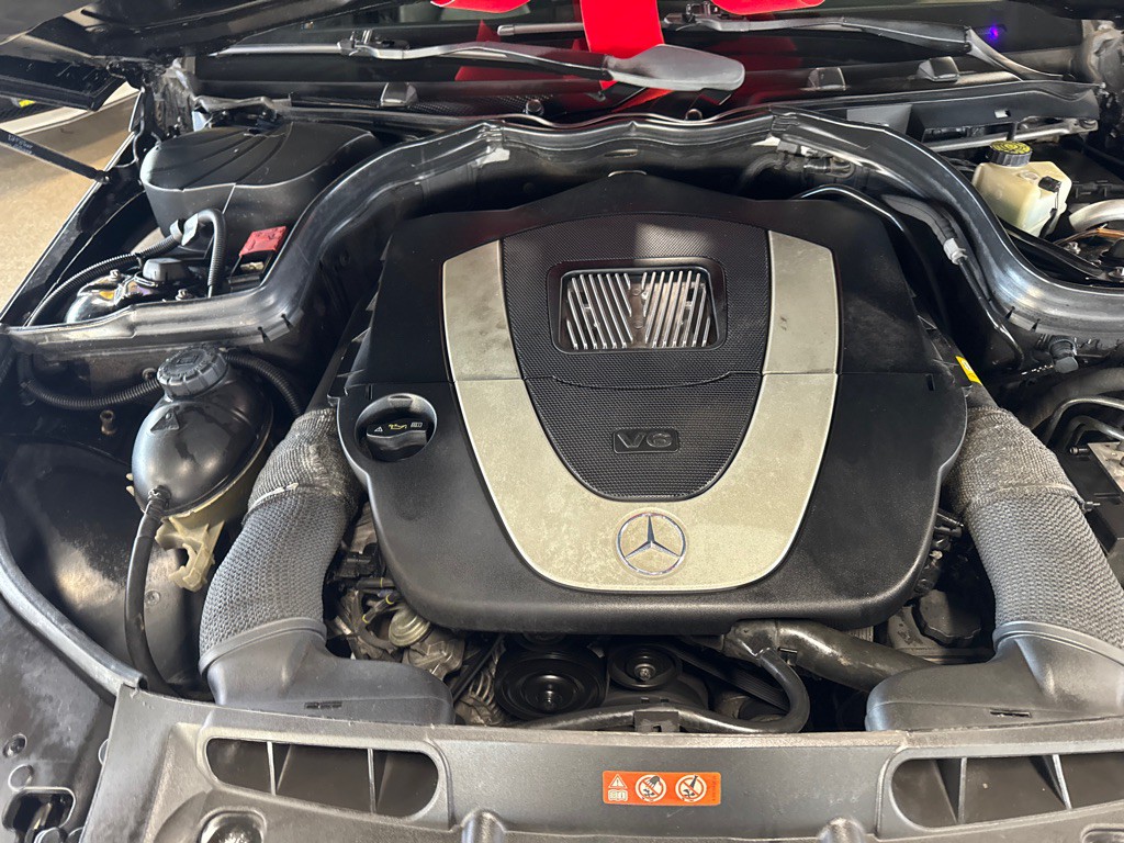 2011 Mercedes-Benz C-Class Image 20