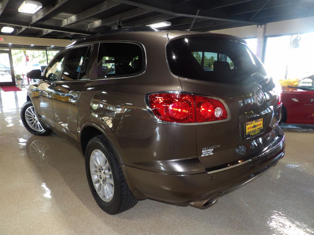 2010 Buick Enclave Image 4