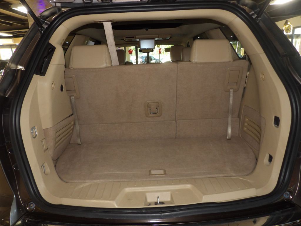 2010 Buick Enclave Image 9