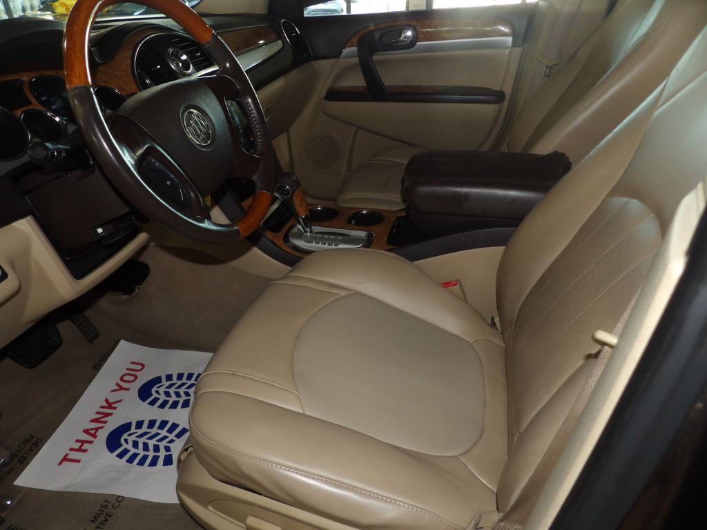 2010 Buick Enclave Image 11