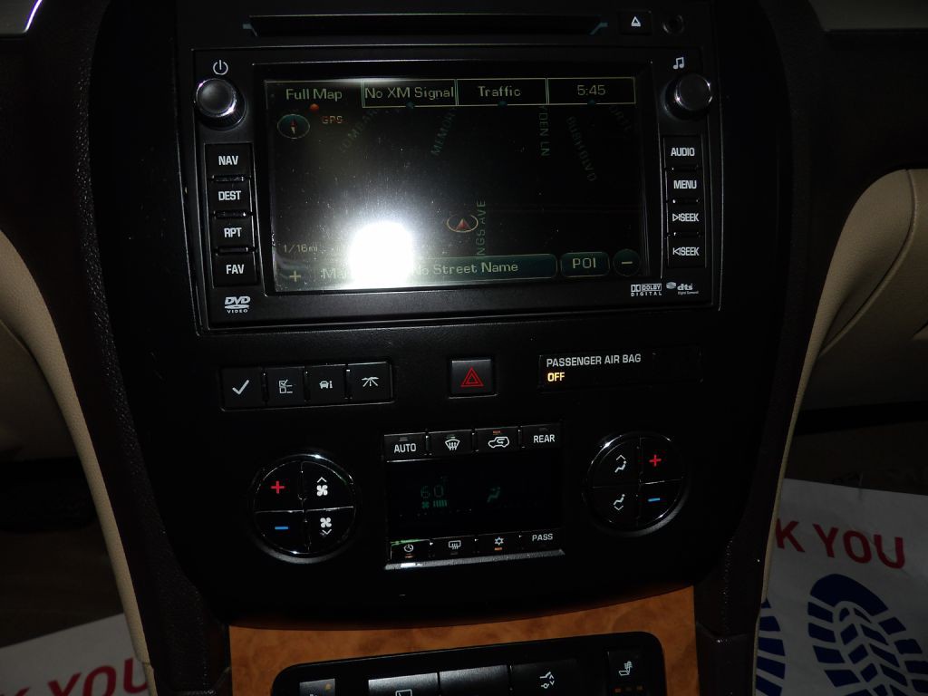 2010 Buick Enclave Image 24