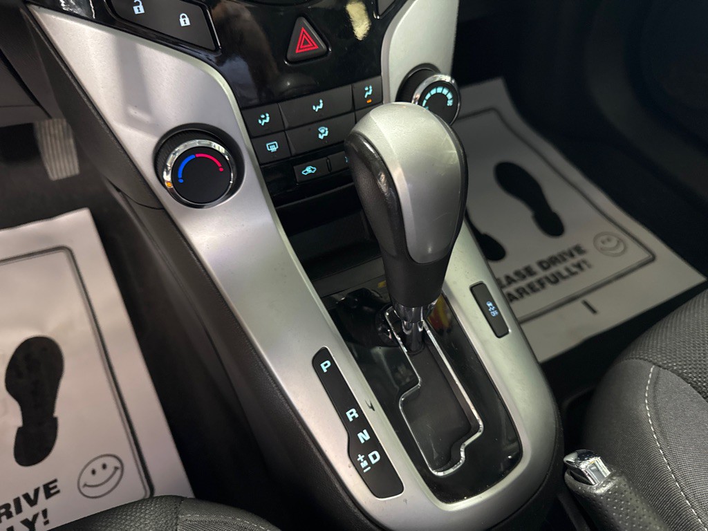 2014 Chevrolet Cruze Image 14