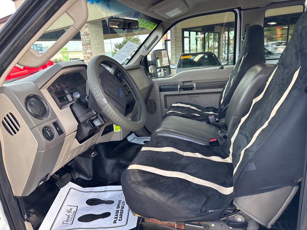 2009 Ford F-350 Image 8
