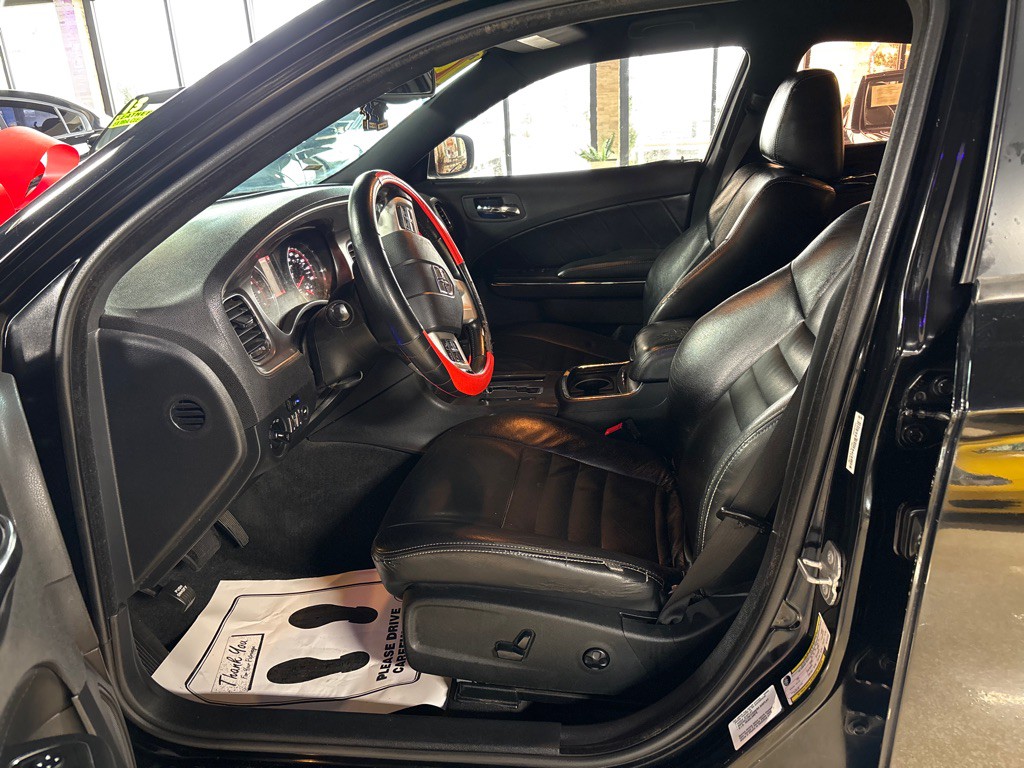 2014 Dodge Charger Image 9