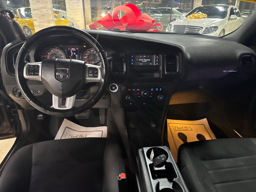 2014 Dodge Charger Image 9