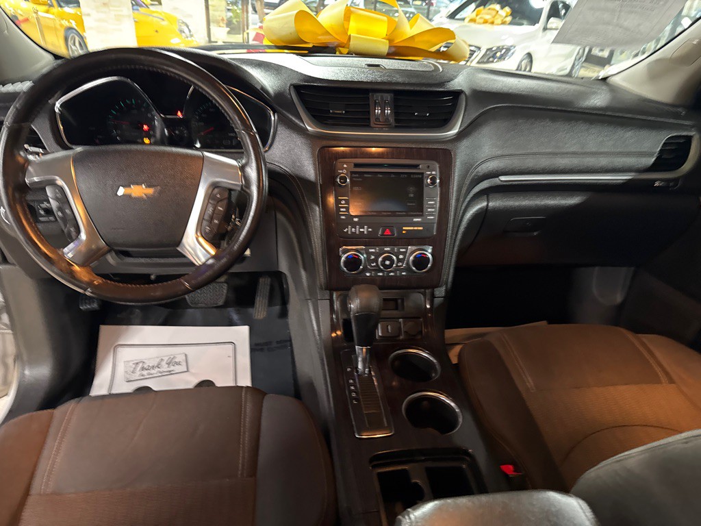 2017 Chevrolet Traverse Image 10
