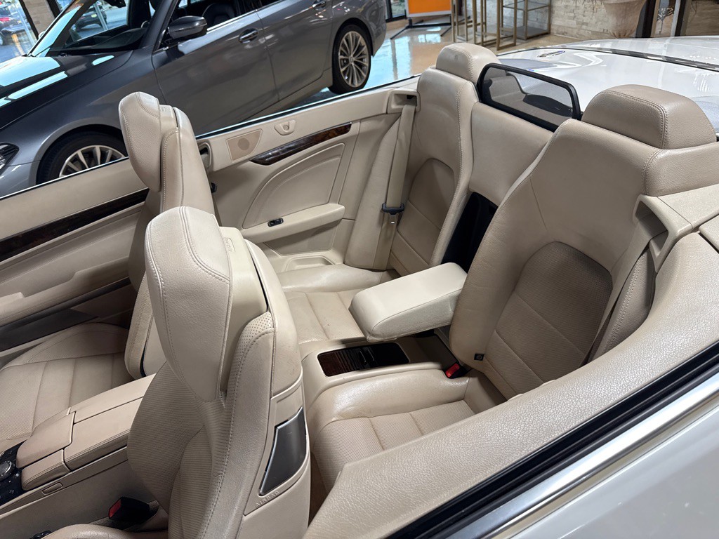 2014 Mercedes-Benz E-Class Image 9