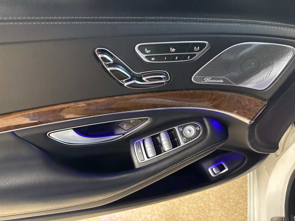 2015 Mercedes-Benz S-Class Image 11