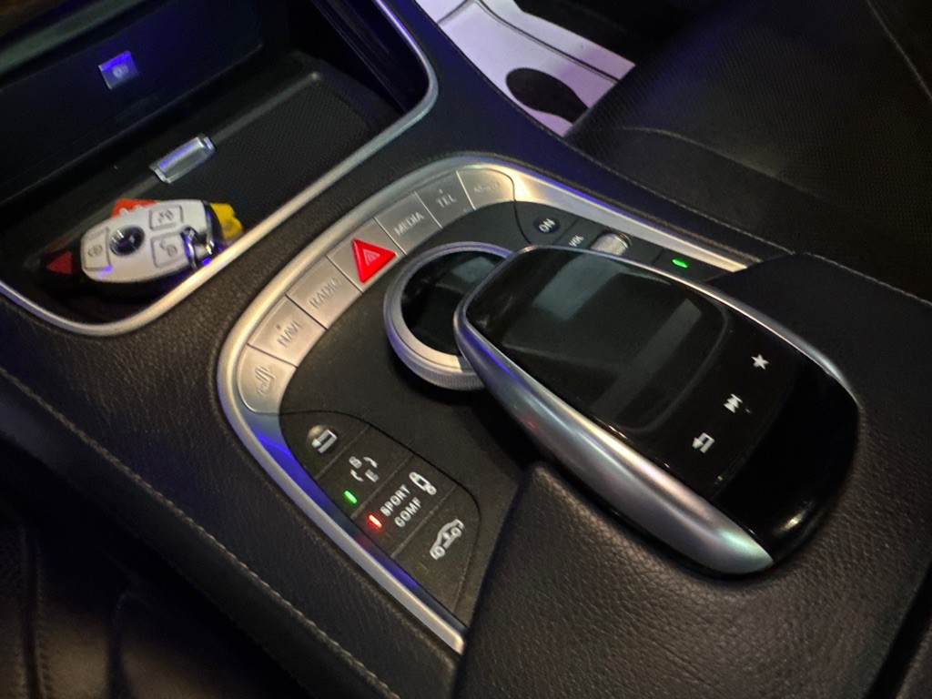 2015 Mercedes-Benz S-Class Image 14