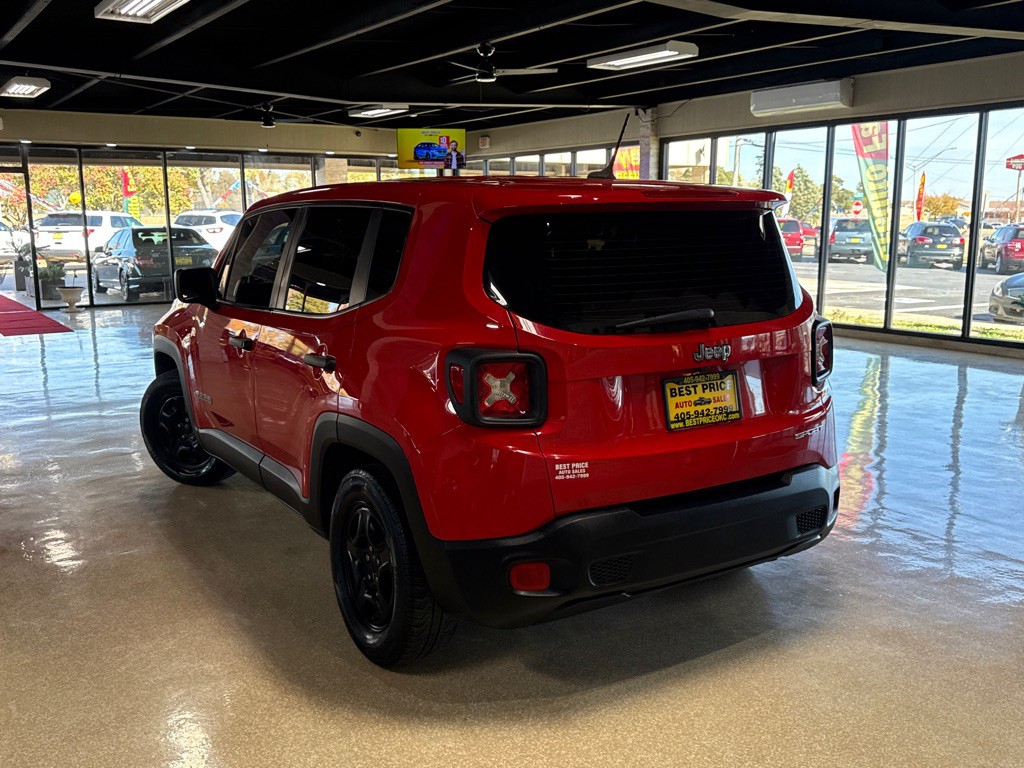 2016 Jeep Renegade Image 4