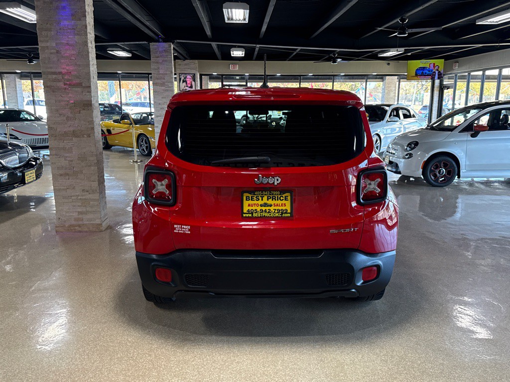 2016 Jeep Renegade Image 5