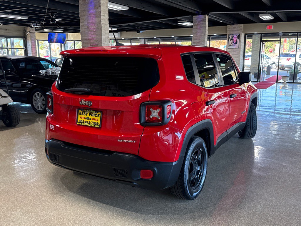 2016 Jeep Renegade Image 6