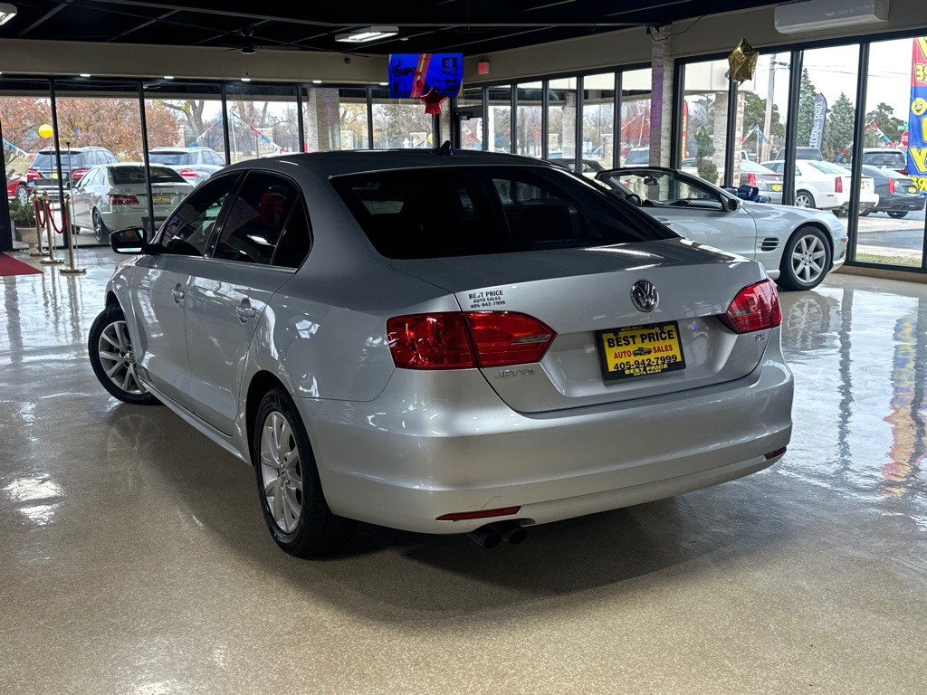 2014 Volkswagen Jetta Image 4