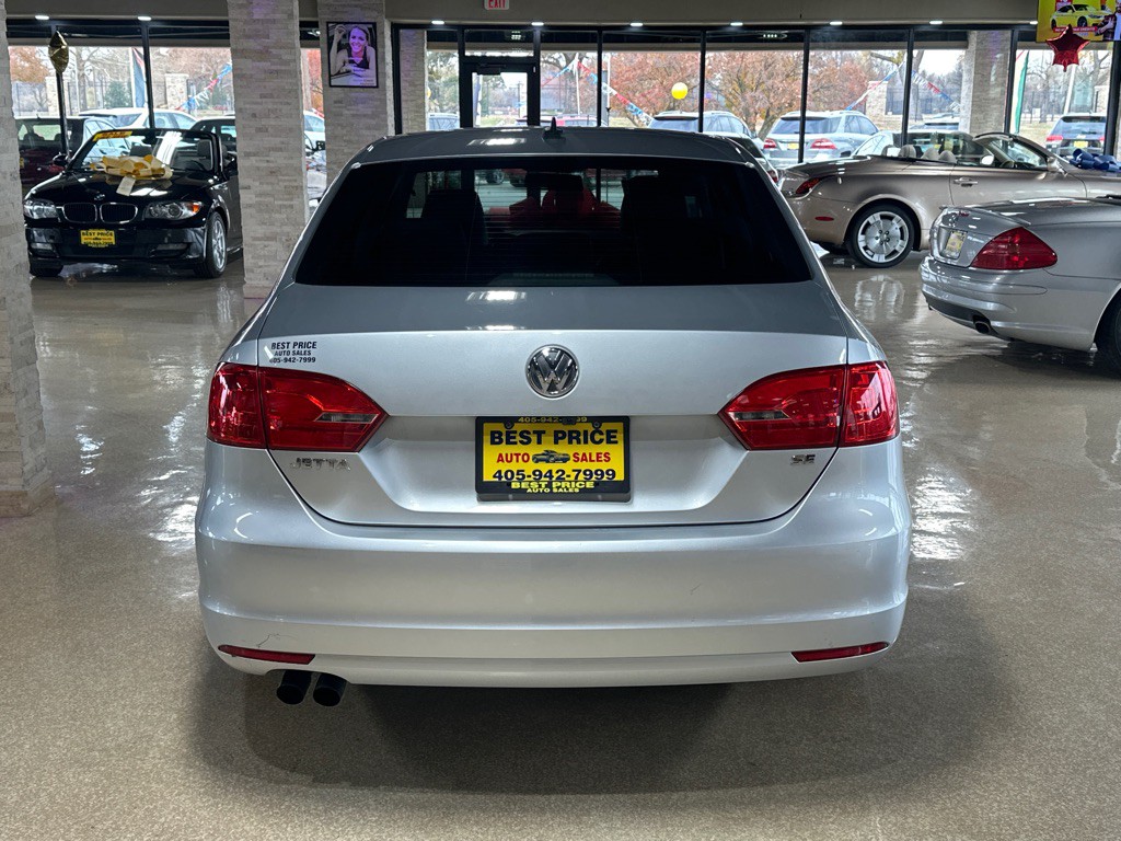 2014 Volkswagen Jetta Image 5