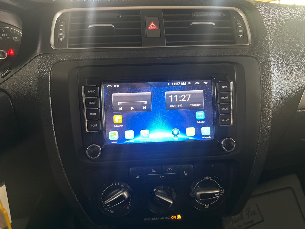 2014 Volkswagen Jetta Image 19