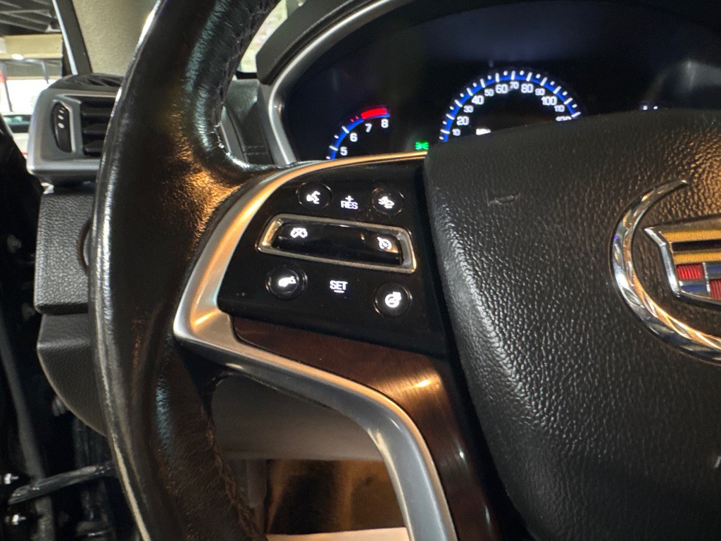 2015 Cadillac SRX Image 11