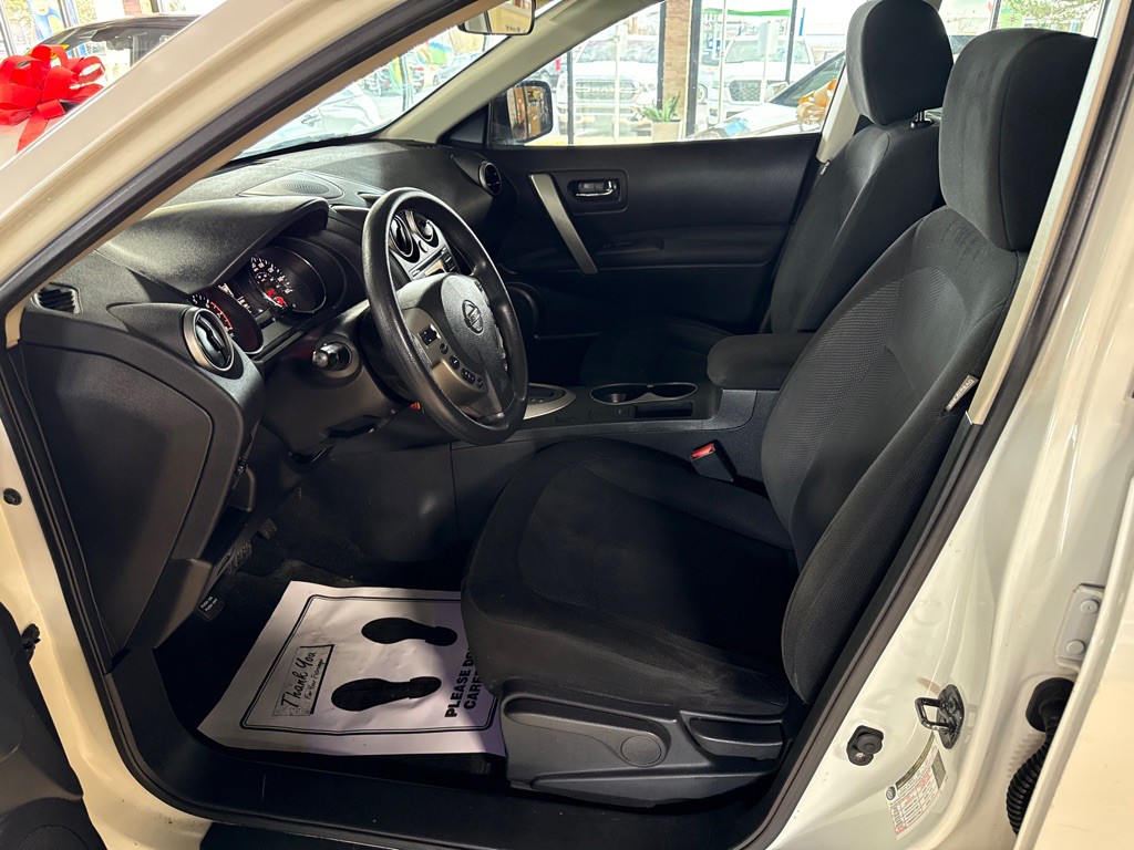 2015 Nissan Rogue Image 6