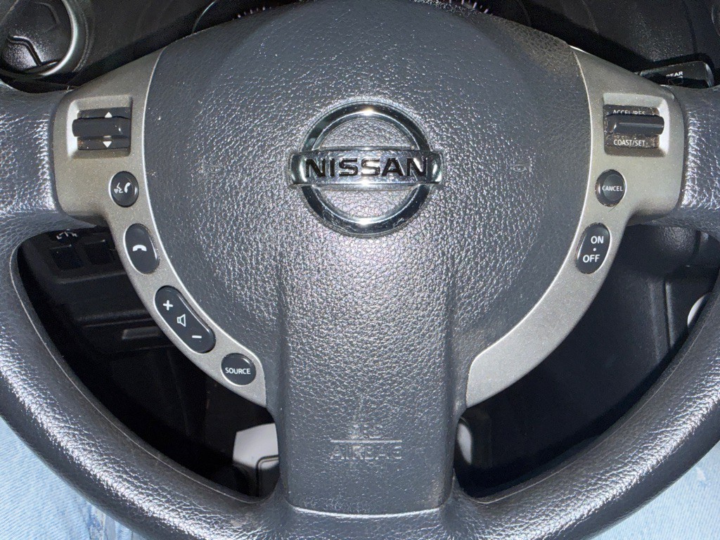 2015 Nissan Rogue Image 12