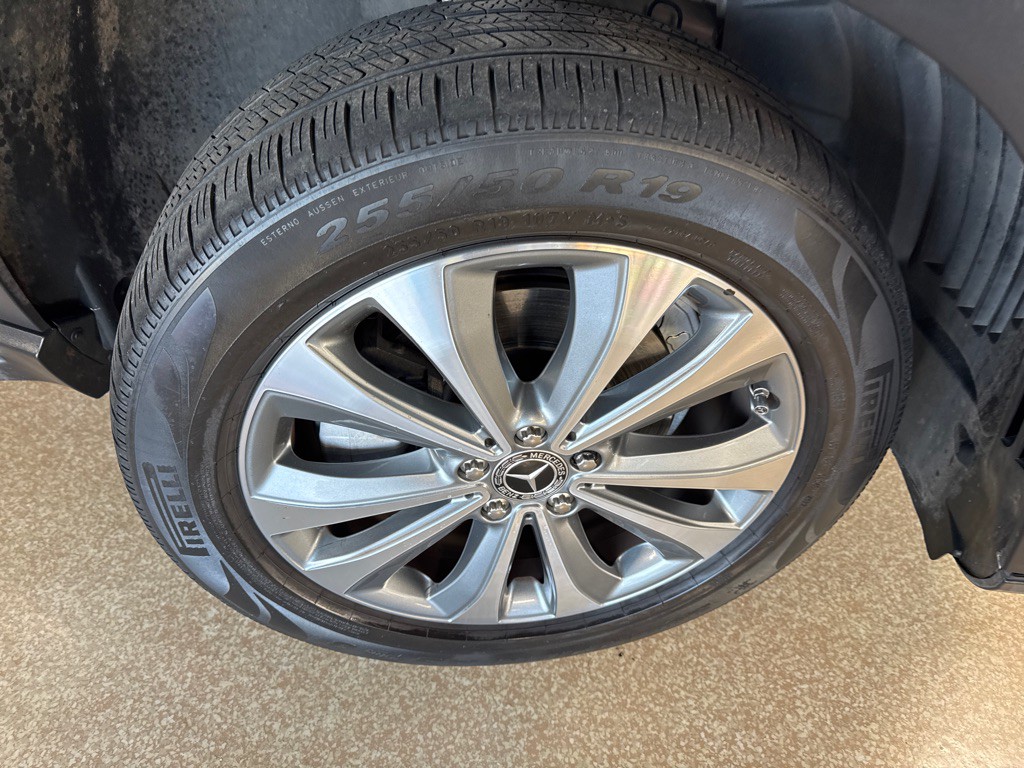 2020 Mercedes-Benz GLE-Class Image 23