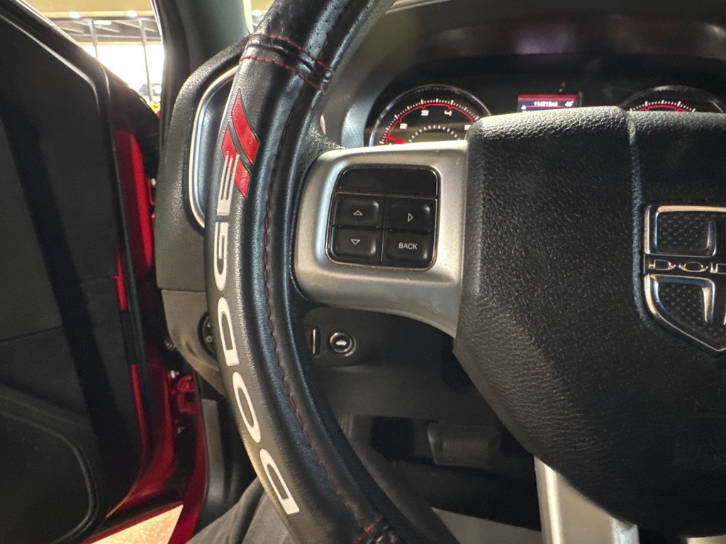 2012 Dodge Charger Image 8