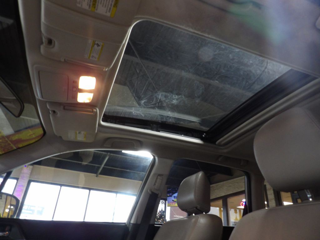 2014 Subaru Forester Image 12