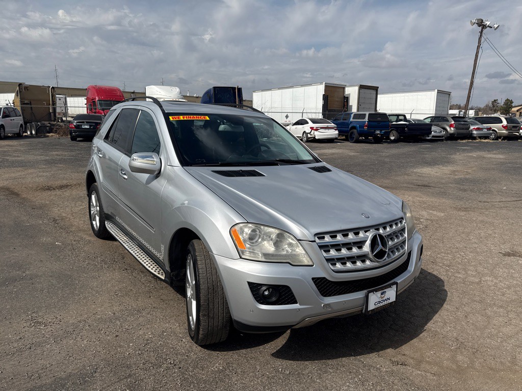 2009 Mercedes-Benz M-Class Image 3