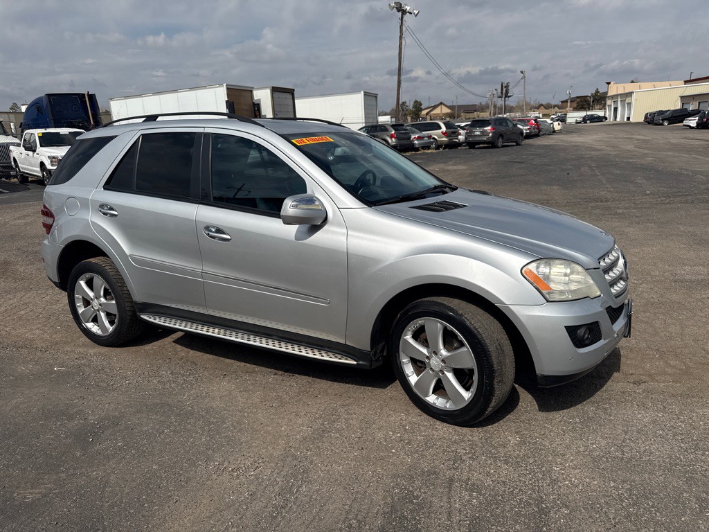 2009 Mercedes-Benz M-Class Image 4