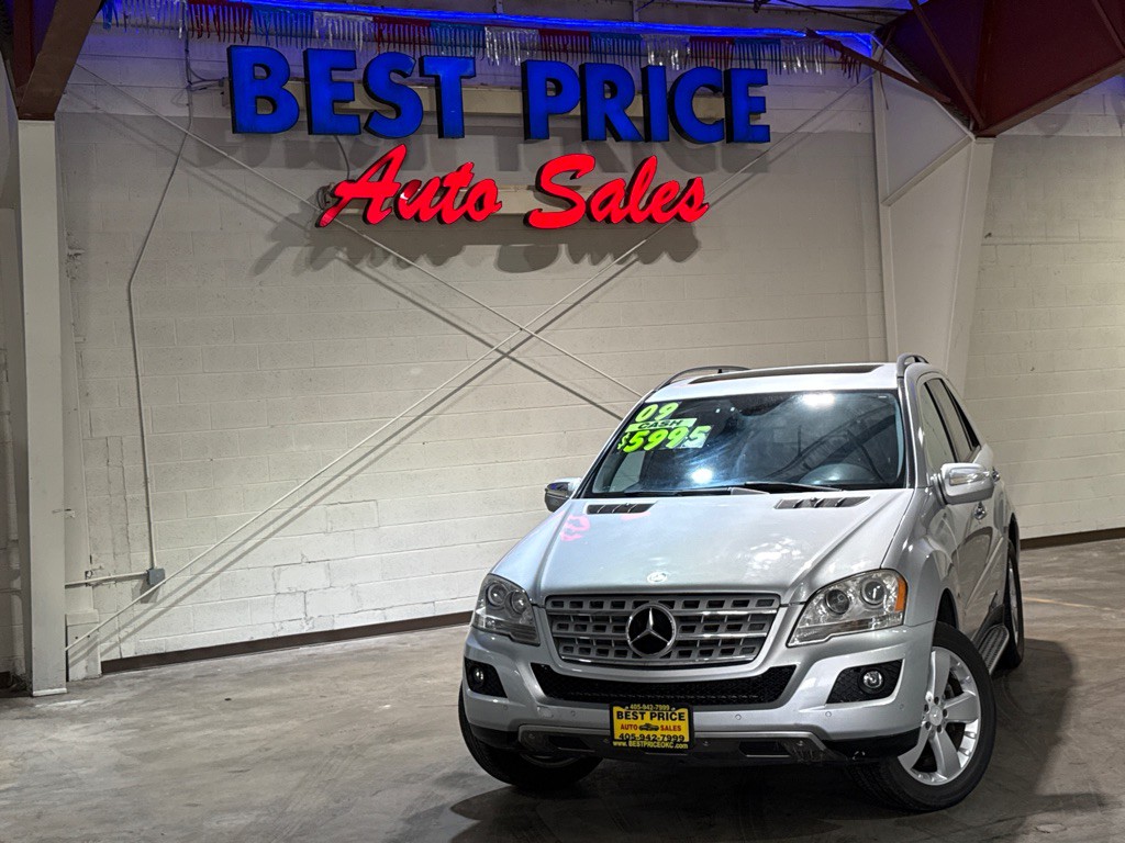 2009 Mercedes-Benz M-Class Image 2