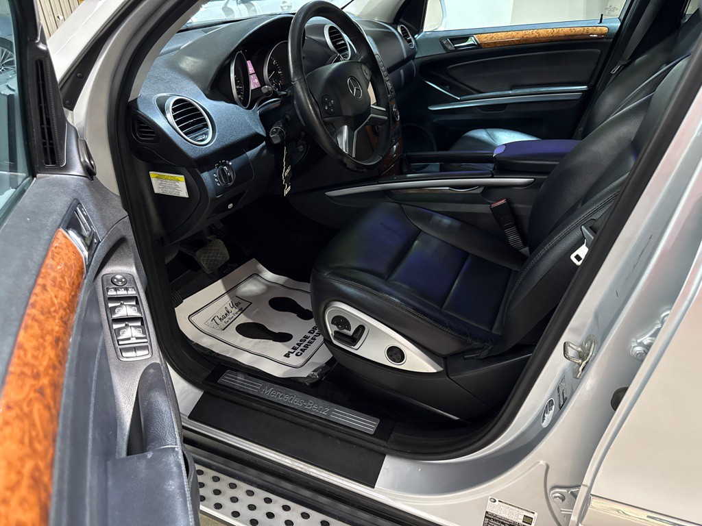 2009 Mercedes-Benz M-Class Image 6