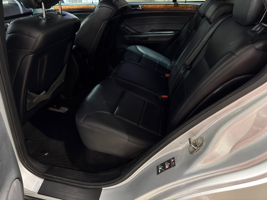 2009 Mercedes-Benz M-Class Image 7