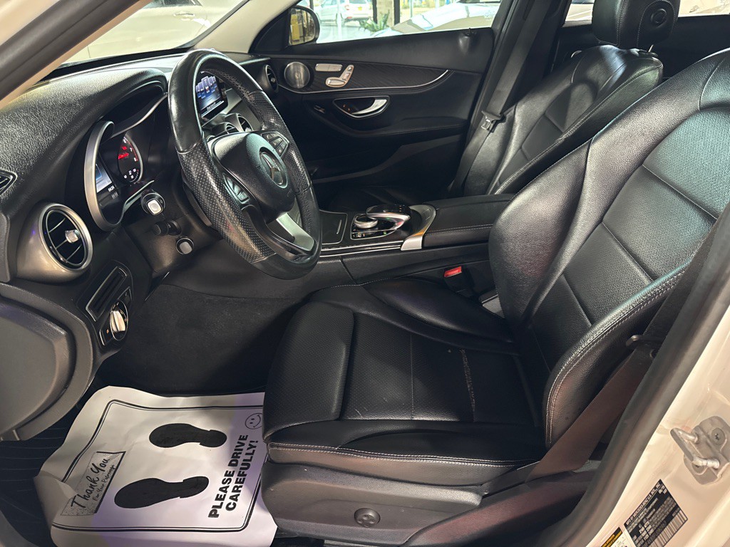 2015 Mercedes-Benz C-Class Image 8