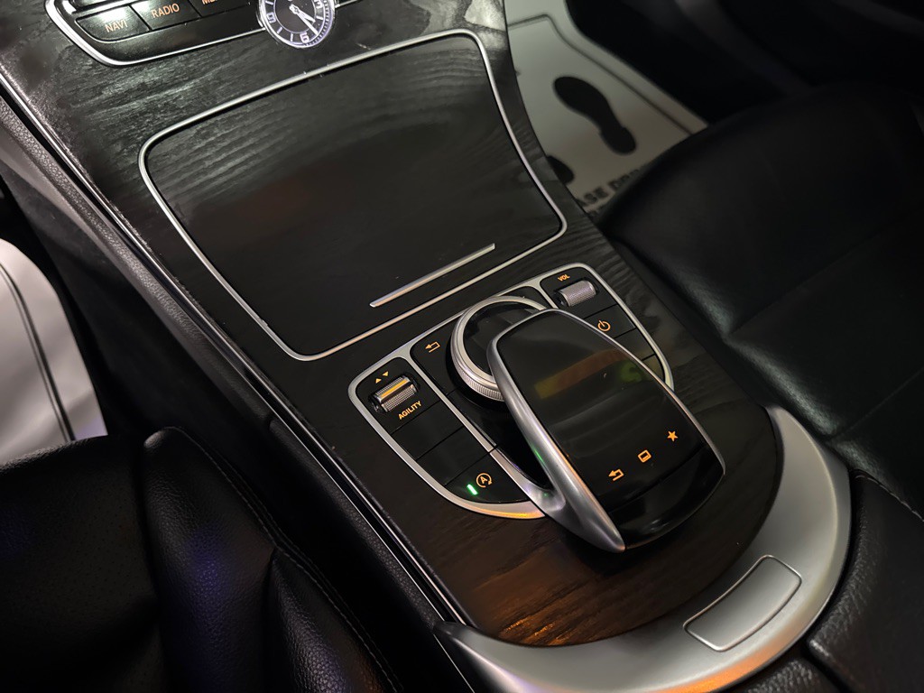 2015 Mercedes-Benz C-Class Image 15