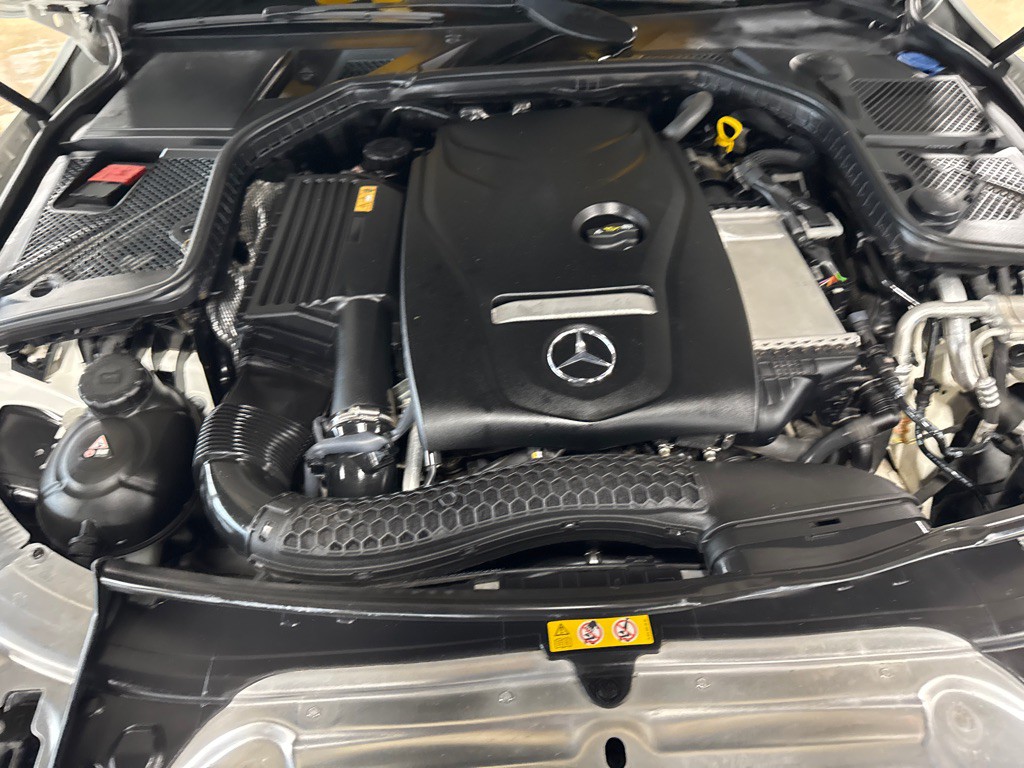 2015 Mercedes-Benz C-Class Image 19