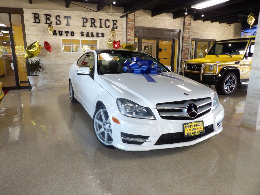 2013 Mercedes-Benz C-Class Image 1