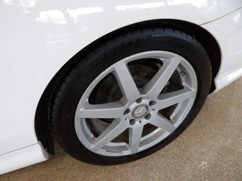 2013 Mercedes-Benz C-Class Image 8