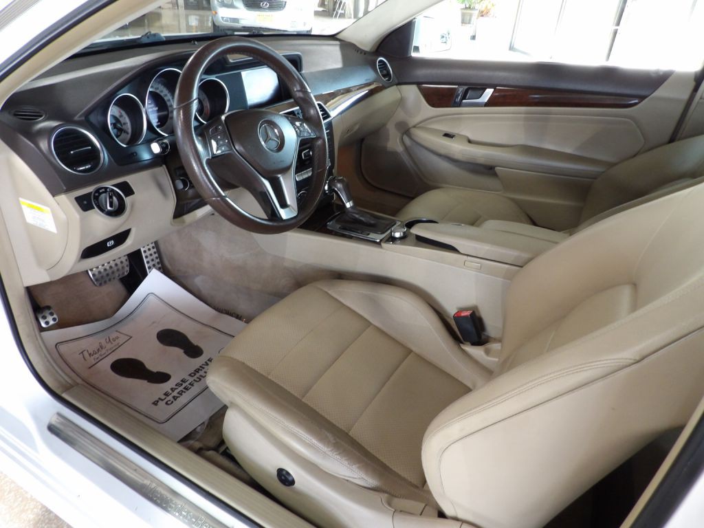 2013 Mercedes-Benz C-Class Image 10