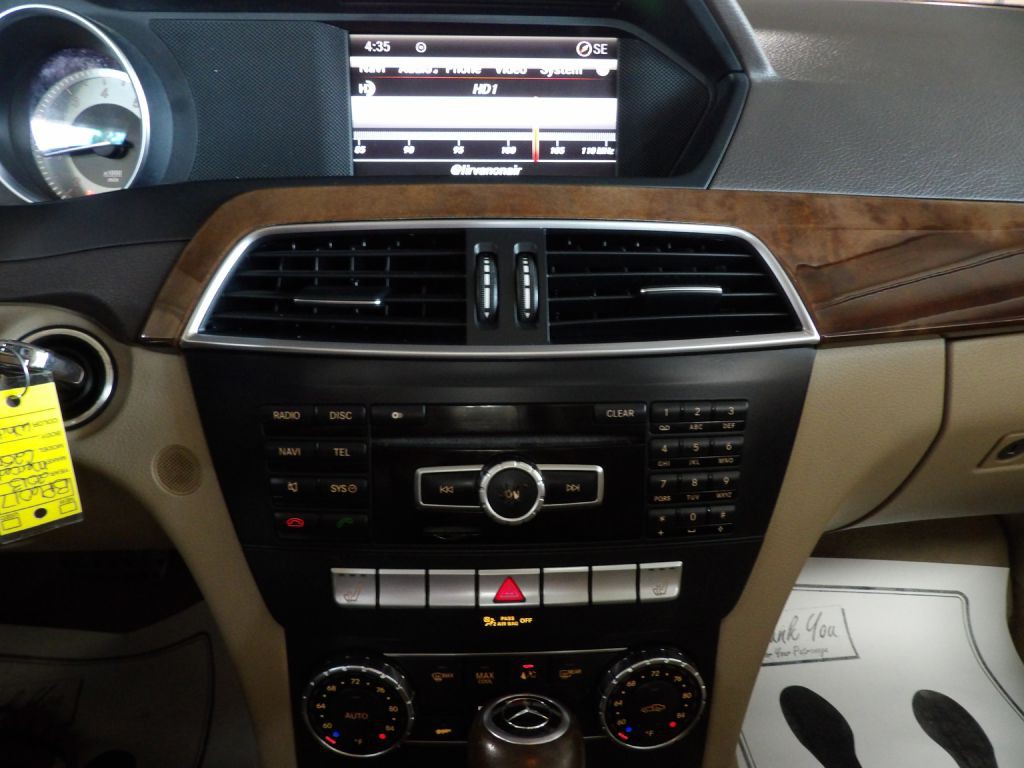 2013 Mercedes-Benz C-Class Image 15