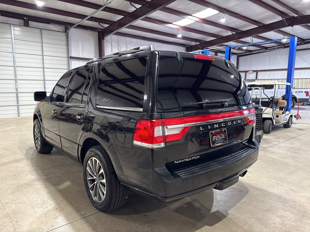 2015 Lincoln Navigator Image 6
