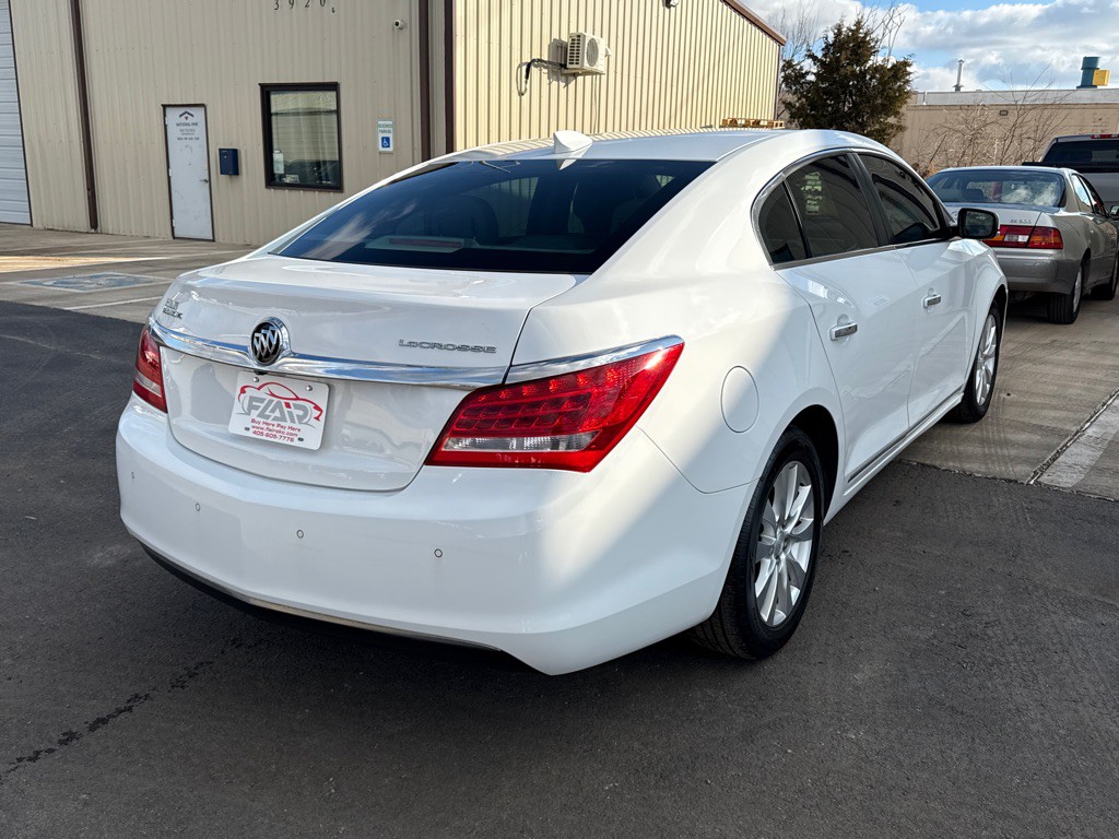 2015 Buick Lacrosse Image 6