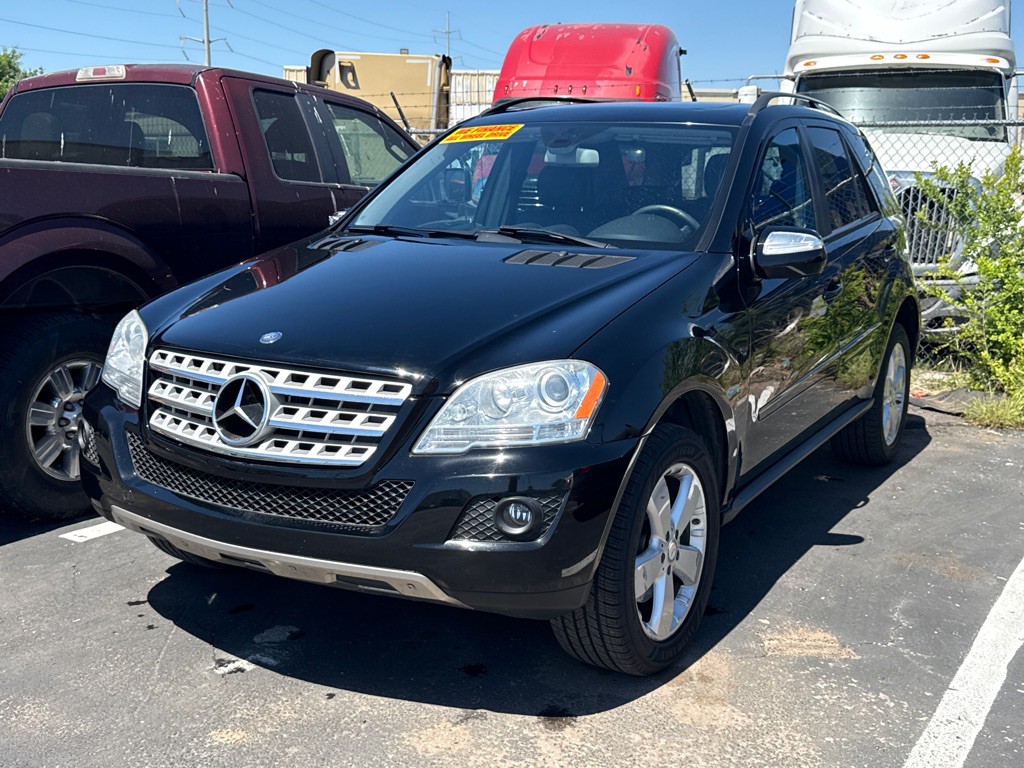 2009 Mercedes-Benz M-Class Image 2