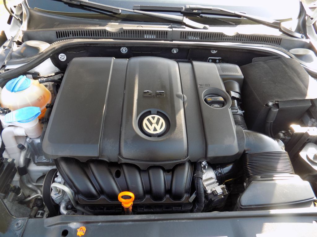2013 Volkswagen Jetta Image 10
