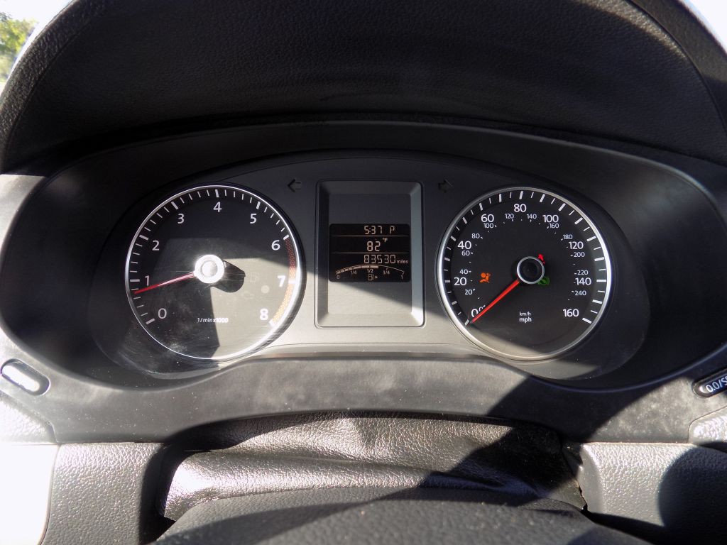 2013 Volkswagen Jetta Image 14