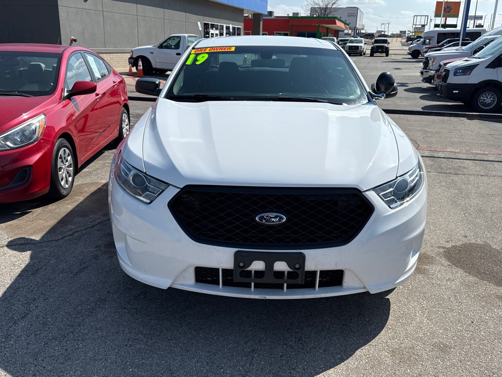 2019 Ford Taurus Image 1